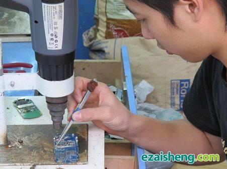 取下芯片上的元器件