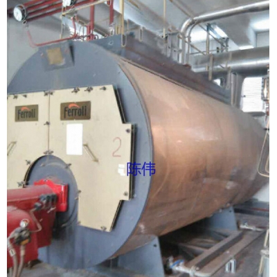 上海低价出售两台二手4吨油锅炉，2007年生产的