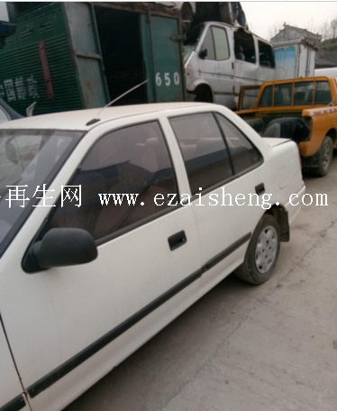 轿车 长安 车门