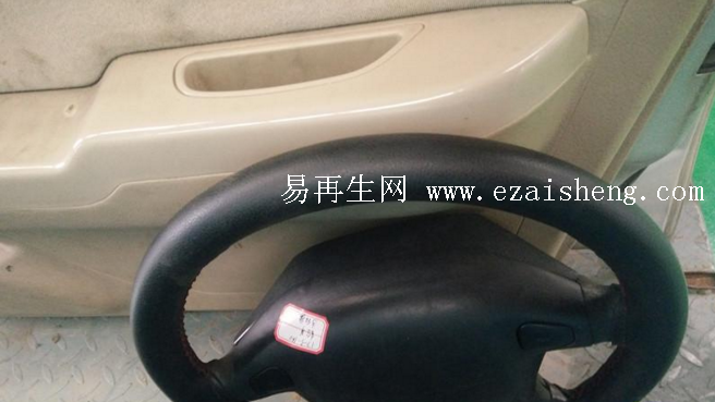 轿车 铃木 羚羊原装方向盘 拆车件