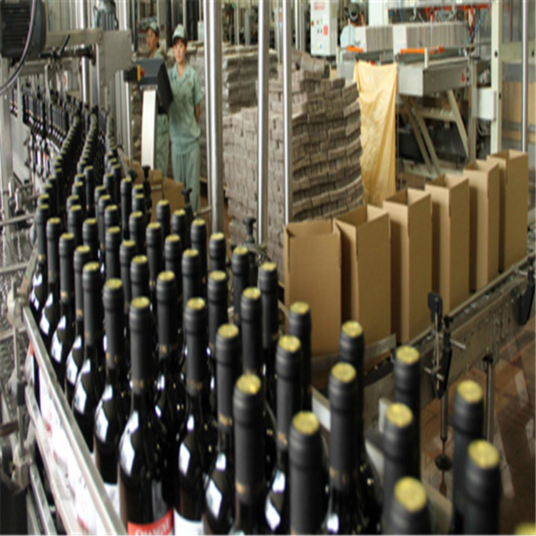无锡回收二手葡萄酒生产线，各种酒厂设备