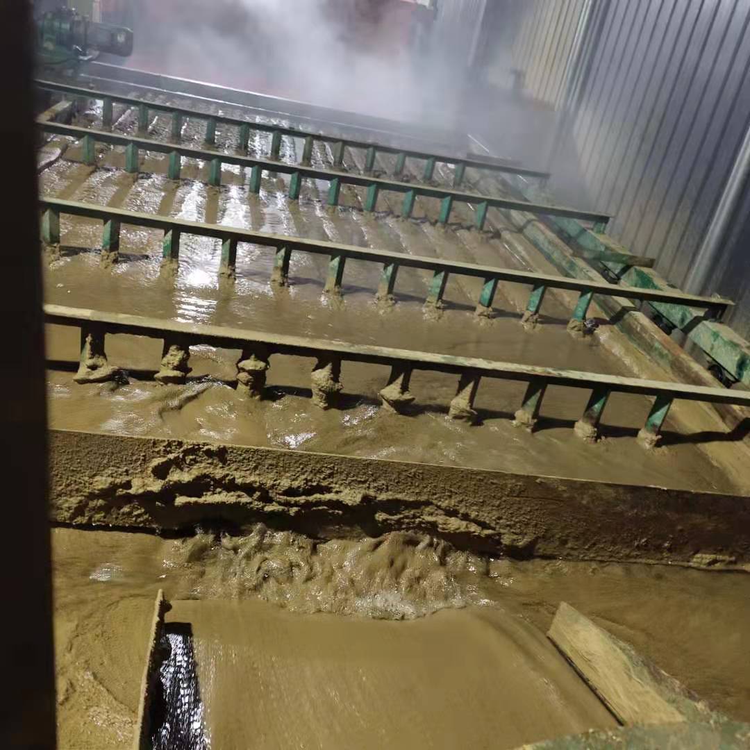 辽宁朝阳砂石场泥沙脱水设备2600型可现货试机调试