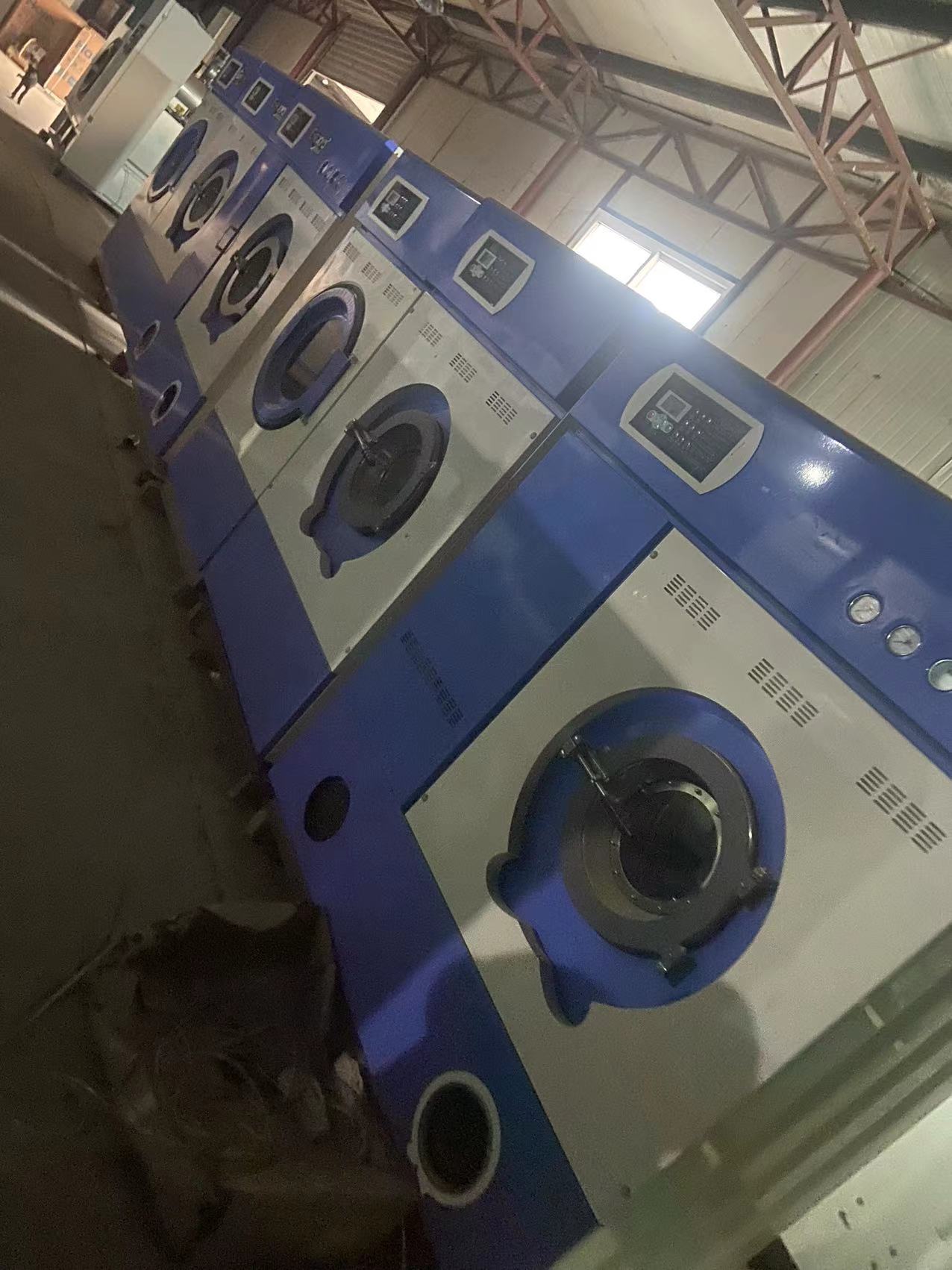 供应二手洗涤设备鸿尔100公斤水洗机5台