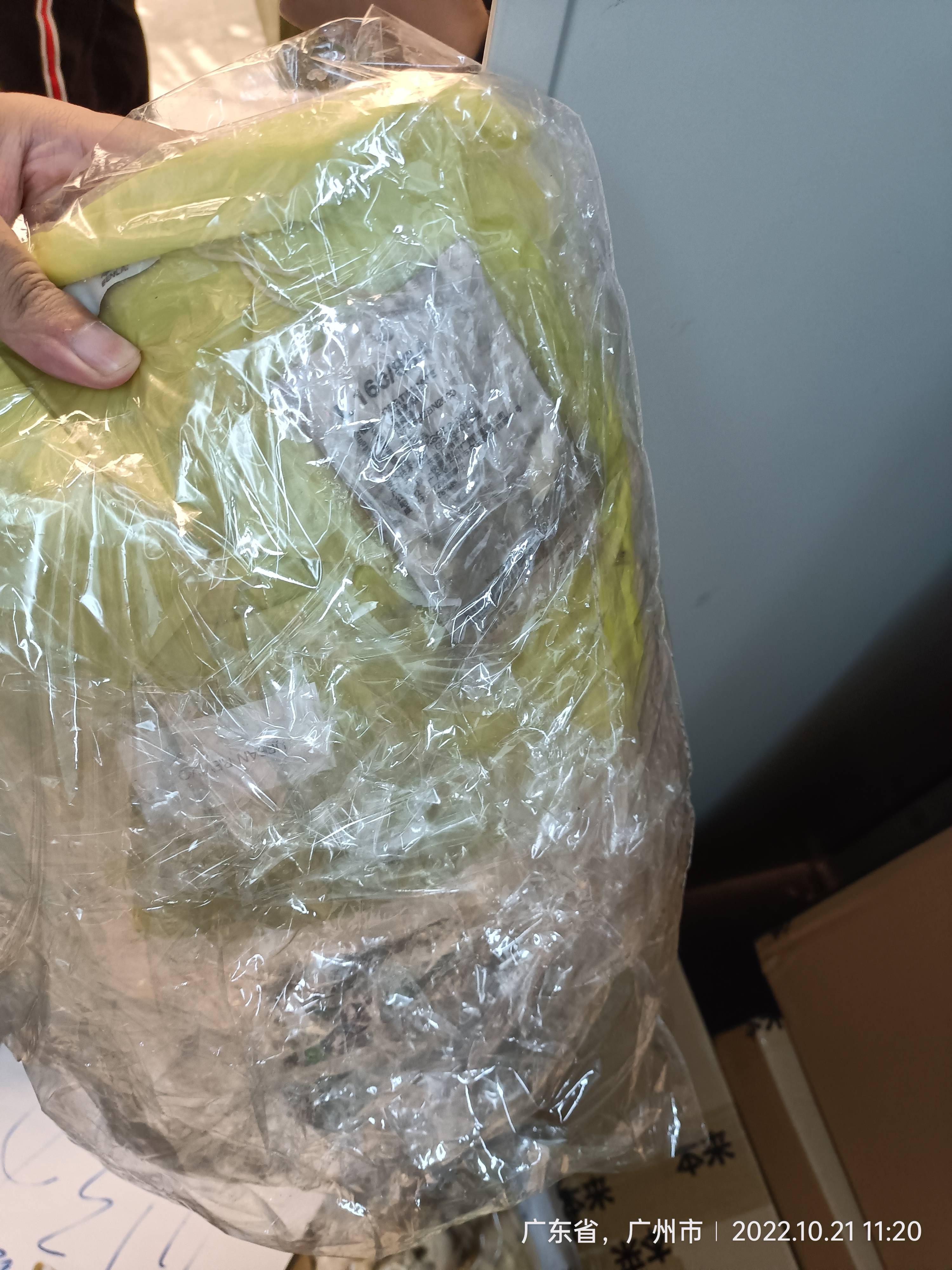 供应广州18件衣服